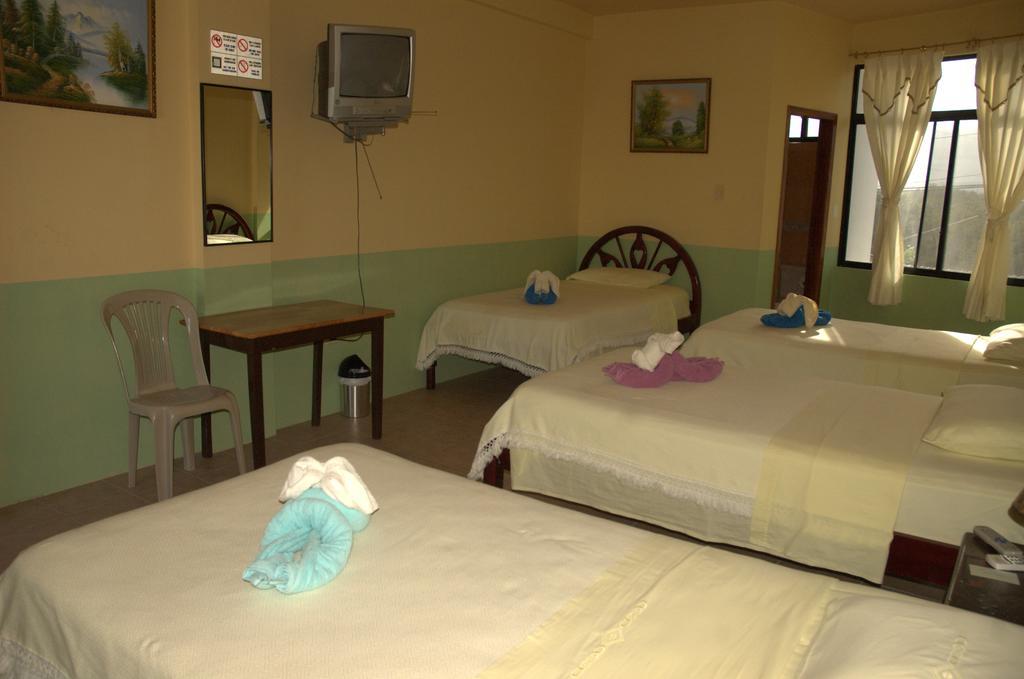 Hostal La Isla Del Descanso Puerto Villamil Εξωτερικό φωτογραφία