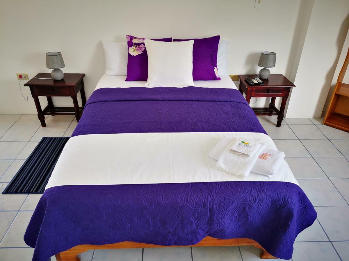 Hostal La Isla Del Descanso Puerto Villamil Εξωτερικό φωτογραφία