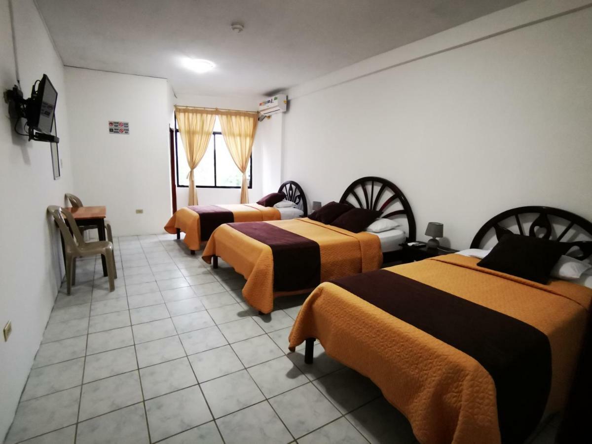 Hostal La Isla Del Descanso Puerto Villamil Εξωτερικό φωτογραφία